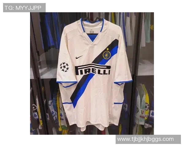 六十六号球衣足球明星盘点 各大足坛传奇与新星齐聚一堂