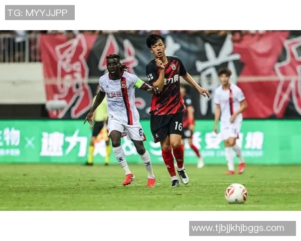 河南足球崛起新星探索:本土球员如何在国内外赛场闪耀 河南足球崛起新星探索:本土球员如何在国内外赛场闪耀