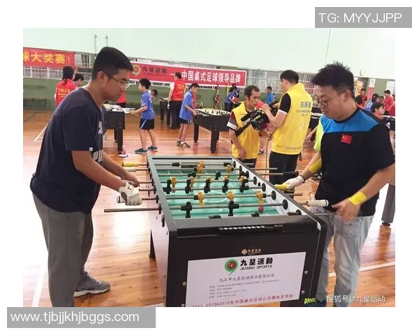 球星桌上足球：重新定义竞技与娱乐的完美融合